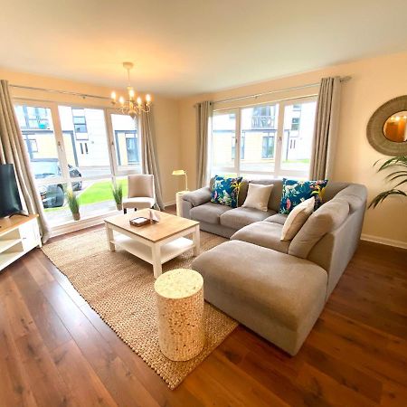 Monart Stylish City Centre Apartment, 2 Bed, Sleeps 6 Perth Buitenkant foto