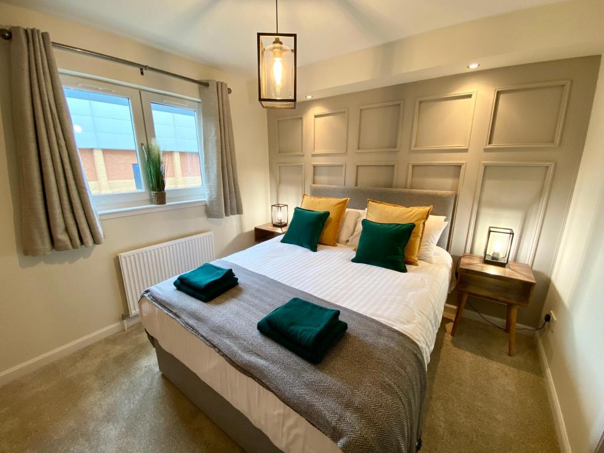 Monart Stylish City Centre Apartment, 2 Bed, Sleeps 6 Perth Buitenkant foto